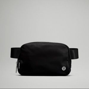 Lululemon belt bag